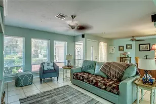 1707 SE 45th St, Cape Coral, FL 33904 - Photo 9