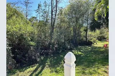 1658 Diamond Lake Cir, Naples, FL 34114 - Photo 7