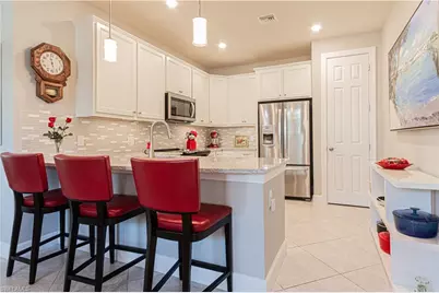 7658 Jacaranda Ln, Naples, FL 34114 - Photo 11