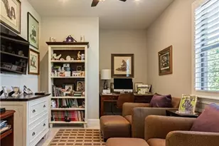 7658 Jacaranda Ln, Naples, FL 34114 - Photo 9