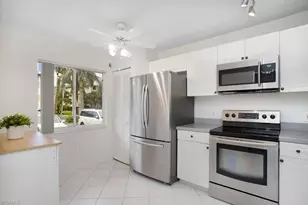 3012 Sandpiper Bay Cir, Naples, FL 34112 - Photo 3