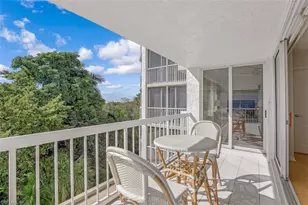 5501 Heron Point Dr, Naples, FL 34108 - Photo 21