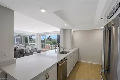 5501 Heron Pt Dr #201, Naples, FL 34108 - Photo 9