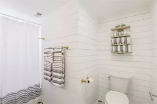 5501 Heron Point Dr, Naples, FL 34108 - Photo 19