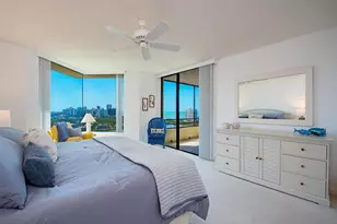 5555 Heron Point Dr, Naples, FL 34108 - Photo 13