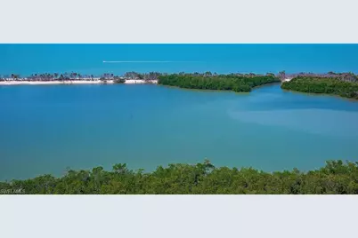 5555 Heron Point Dr #1602, Naples, FL 34108 - Photo 5