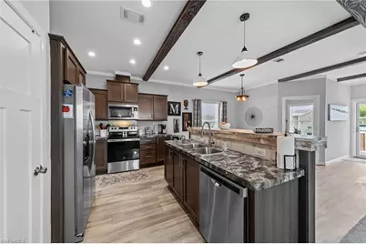 75 Sanders Ct, North Fort Myers, FL 33903 - Photo 9