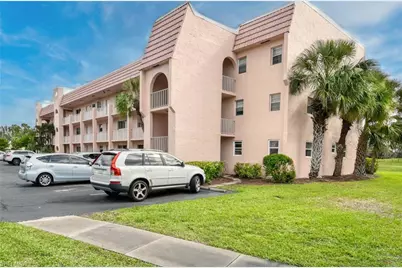 175 Turtle Lake Ct #112, Naples, FL 34105 - Photo 1