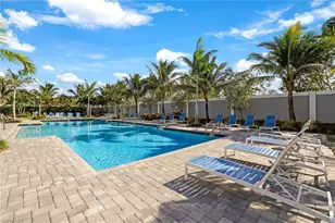 2647 Seychelles Cir, Naples, FL 34112 - Photo 21