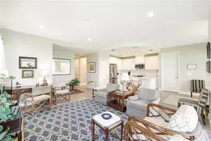 2647 Seychelles Cir, Naples, FL 34112 - Photo 9