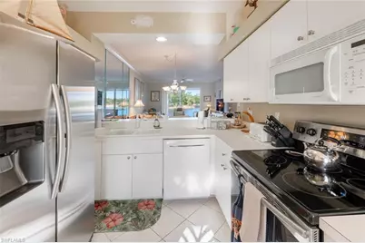 7515 Stoneybrook Dr #814, Naples, FL 34112 - Photo 9