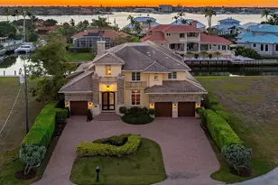 1550 Mullet Ln, Naples, FL 34102 - Photo 13