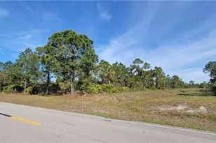 917 Nimitz Blvd, Lehigh Acres, FL 33974 - Photo 1