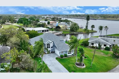 18070 Interlochen Ln, Alva, FL 33920 - Photo 3