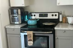 949-949 NE Pine Island Ln, Cape Coral, FL 33909 - Photo 5