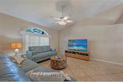 5060 Coldstream Ln, Naples, FL 34104 - Photo 13