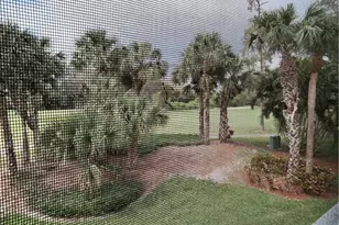 3555 Laurel Greens Ln N, Naples, FL 34119 - Photo 21