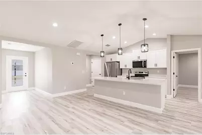 2721 SW 4th Ter, Cape Coral, FL 33991 - Photo 11