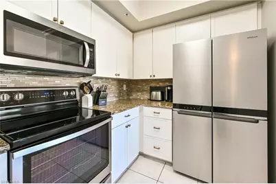 1054 Egrets Walk Cir #102, Naples, FL 34108 - Photo 7