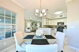 1054 Egrets Walk Cir, Naples, FL 34108 - Photo 5