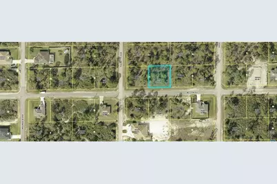 804 W 13th St, Lehigh Acres, FL 33972 - Photo 1