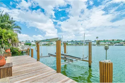 222 Bay Pt, Naples, FL 34103 - Photo 35