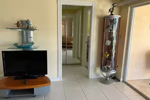 3013 Futuna Ln, Naples, FL 34119 - Photo 19