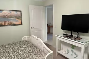 3013 Futuna Ln, Naples, FL 34119 - Photo 11