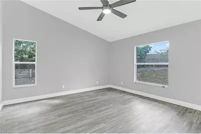 1660 Royal Cir, Naples, FL 34112 - Photo 11