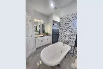 406 Muriel St, Lehigh Acres, FL 33972 - Photo 27