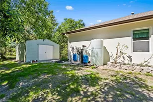 235 6th St SE, Naples, FL 34117 - Photo 33