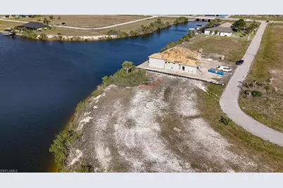 3233 NW 9th St, Cape Coral, FL 33993 - Photo 3