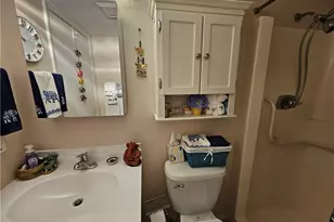 7410 Lake Breeze Dr, Fort Myers, FL 33907 - Photo 37