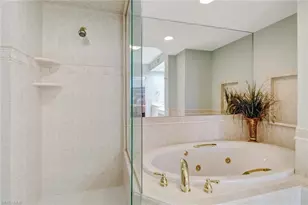 4041 Gulf Shore Blvd N, Naples, FL 34103 - Photo 21