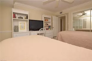 21 Bluebill Ave, Naples, FL 34108 - Photo 31