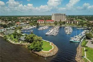 4384 Bowsprit Ct, Fort Myers, FL 33919 - Photo 27