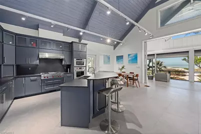 16886 Captiva Dr, Captiva, FL 33924 - Photo 25