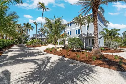 16886 Captiva Dr, Captiva, FL 33924 - Photo 39