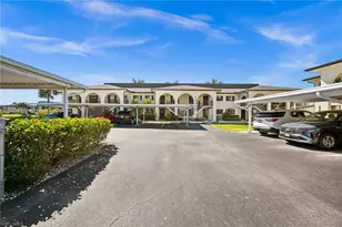 4640 Chantelle Dr, Naples, FL 34112 - Photo 1