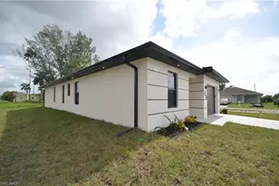 2188 Barker Blvd, Fort Myers, FL 33916 - Photo 29