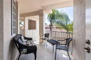 3989 Bishopwood Ct E, Naples, FL 34114 - Photo 27