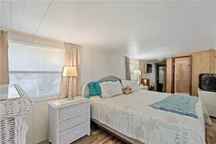 20550 Basin Dr, Estero, FL 33928 - Photo 19