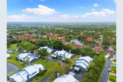 3368 Timberwood Cir, Naples, FL 34105 - Photo 19