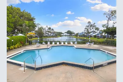 3368 Timberwood Cir, Naples, FL 34105 - Photo 25