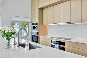 7063 Villa Lantana Way, Naples, FL 34108 - Photo 11