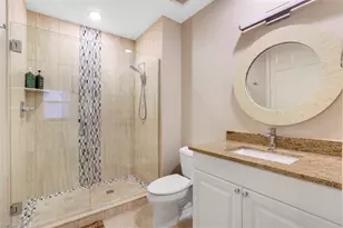 400 Flagship Dr, Naples, FL 34108 - Photo 23