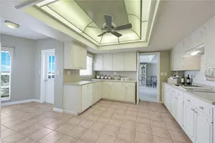 2901 Gulf Shore Blvd N, Naples, FL 34103 - Photo 9