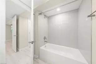 200 Periwinkle Way, Sanibel, FL 33957 - Photo 37