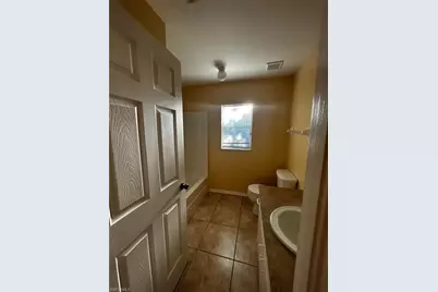 1926 NE 15th Ln, Cape Coral, FL 33909 - Photo 13