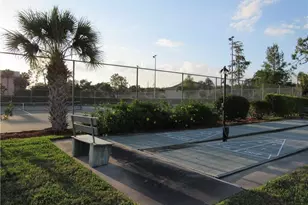 200 Turtle Lake Ct, Naples, FL 34105 - Photo 35